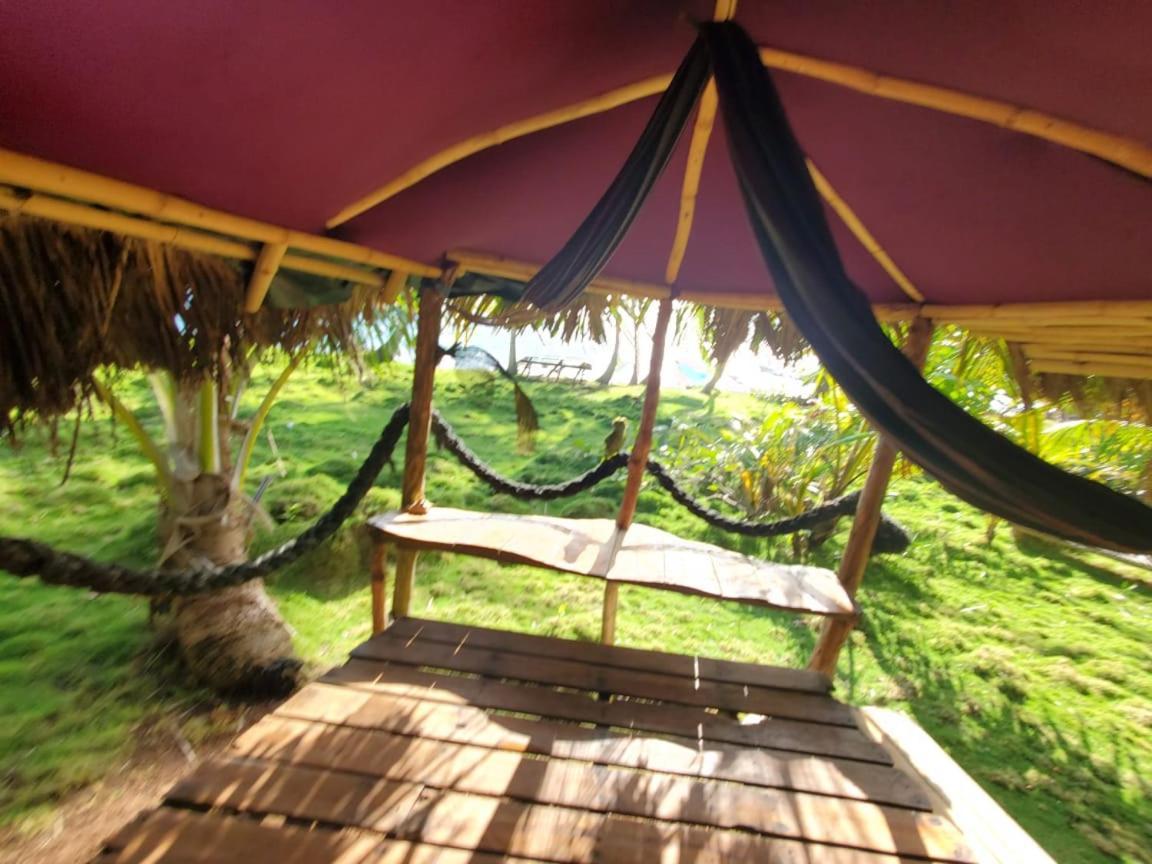 Derek's Place Eco-Lodge Islas del Maíz Exterior foto